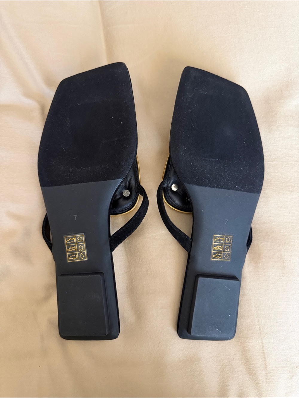 Jeffrey Campbell Bazaar Flip-Flop Sandals Black Suede Tortoise Size 7 - Picture 5 of 6